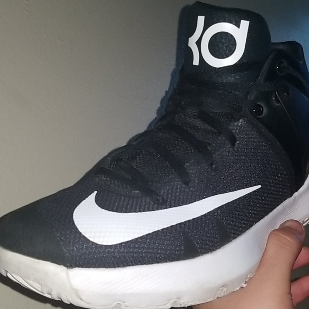 10.5 nike trey5///